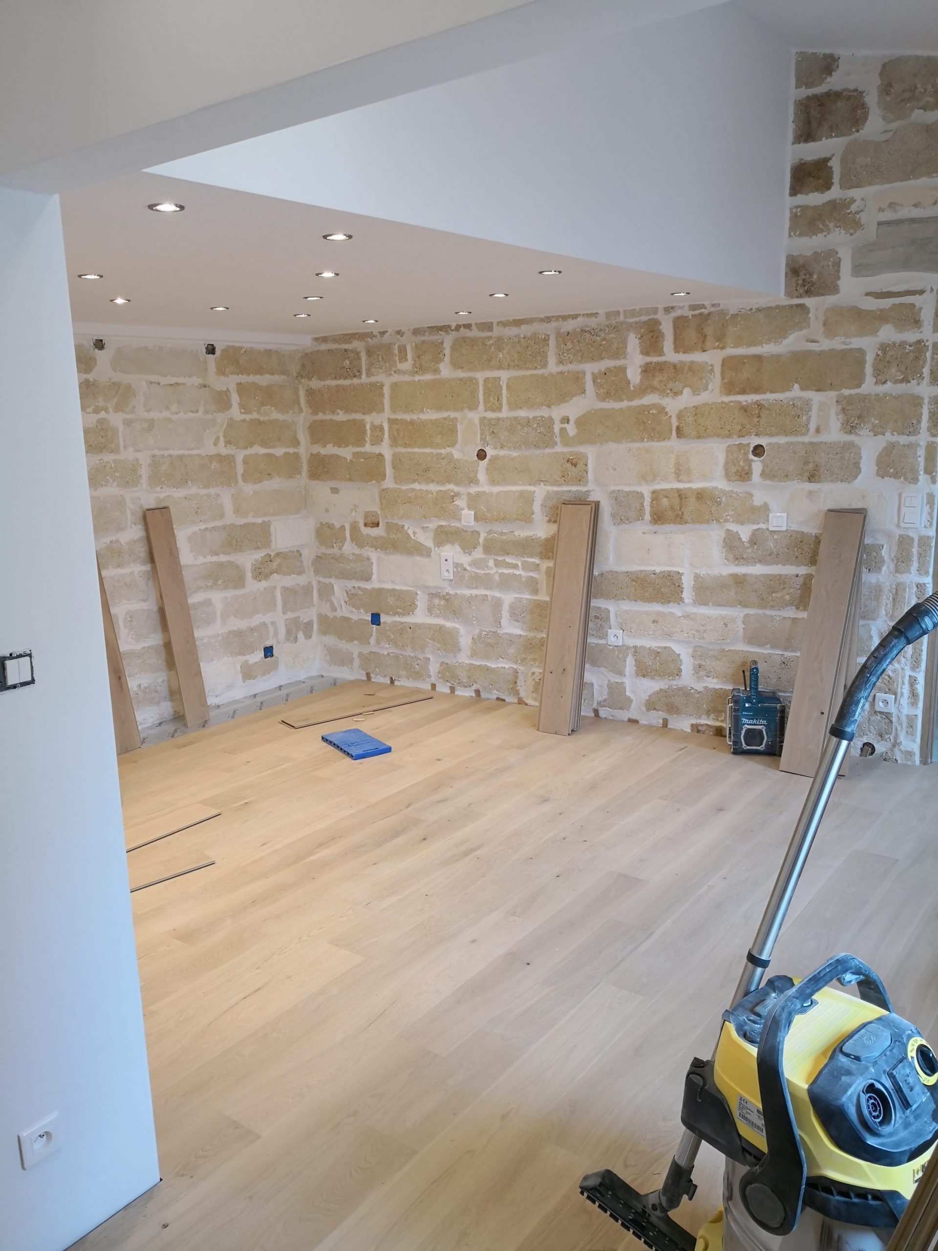 Rénovation de pierre de Montpellier et parquet chêne massif écoresponsable